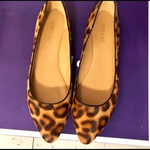 Nine West leopard print flat size 7